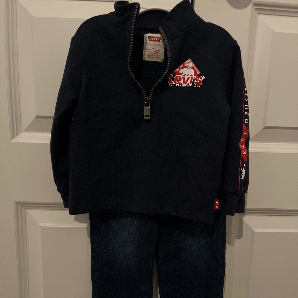 Levi’s Matching Set